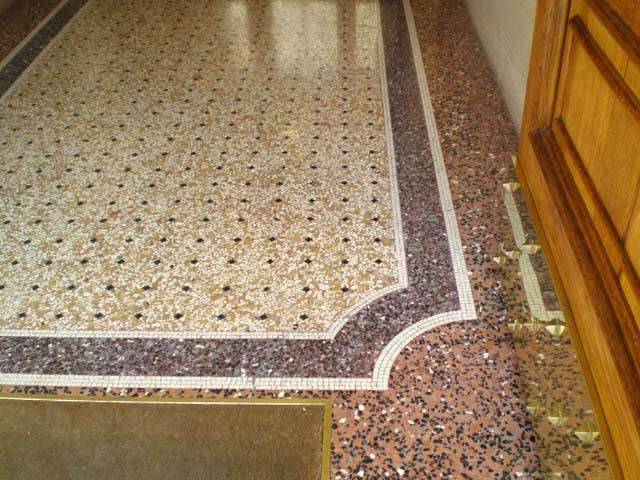 Terrazzo alla veneziana: recupero e risprino dei pavimenti continui in graniglia