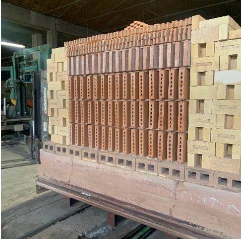 Fattibilità produttiva di pareti ventilate in terracotta