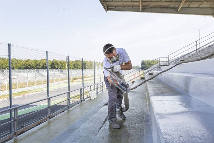Impermeabilizzazione della Tribuna Parabolica dell’Autodromo di Monza con tecnologia Mapei.
