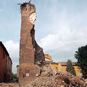 I crolli del terremoto dell'Emilia