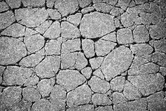 Fessure dovute a mancata Stagionatura protetta del calcestruzzo