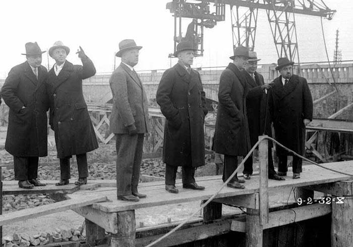 1932-cantiere-ponte-della-liberta---archivio-giacomelli.jpg