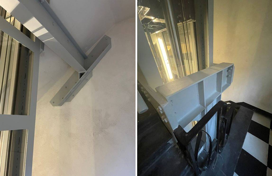 A SX - Staffa metallica di ancoraggio dell’incastellatura dell’ascensore al solaio esistente, con profili bullonati in edificio residenziale. A DX - Ancoraggio laterale dell’ascensore al pianerottolo con profili in acciaio e struttura di supporto integrata nel vano scala.
