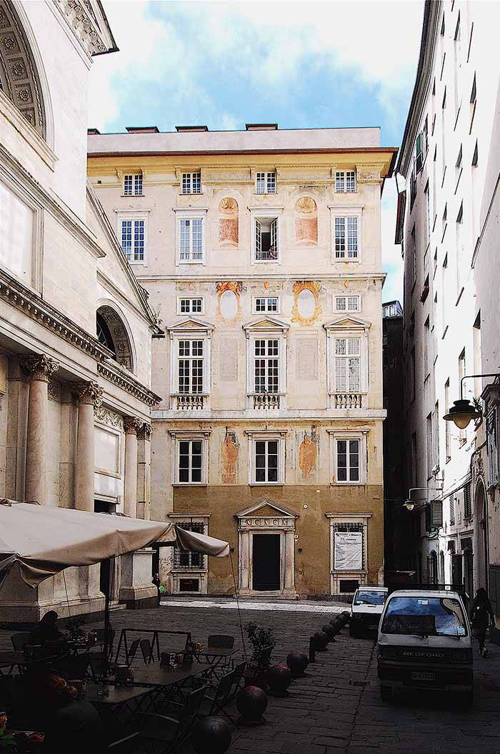 01-palazzo-grillo.jpg