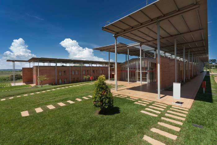 Mapei per l'ospedale pediatrico di Emergency in Uganda