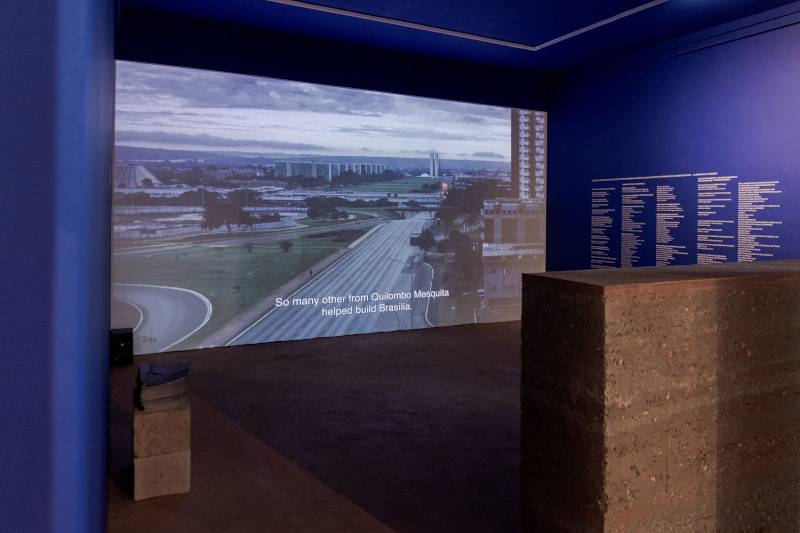 Galleria “Luoghi di origine, archeologie del futuro” all'interno del padiglione.