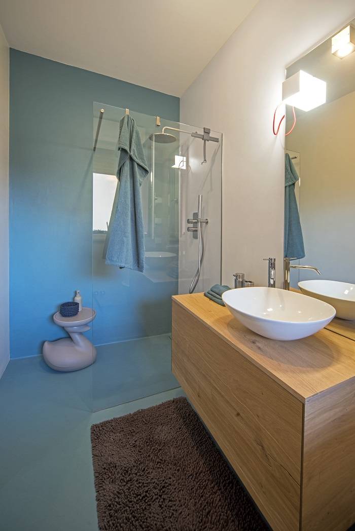 2-Bagno_Satori_2_doccia-litokol.jpg