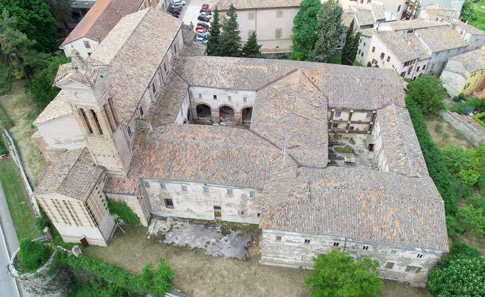 chiesa-e-dellex-convento-di-san-francesco-a-matelica.jpg