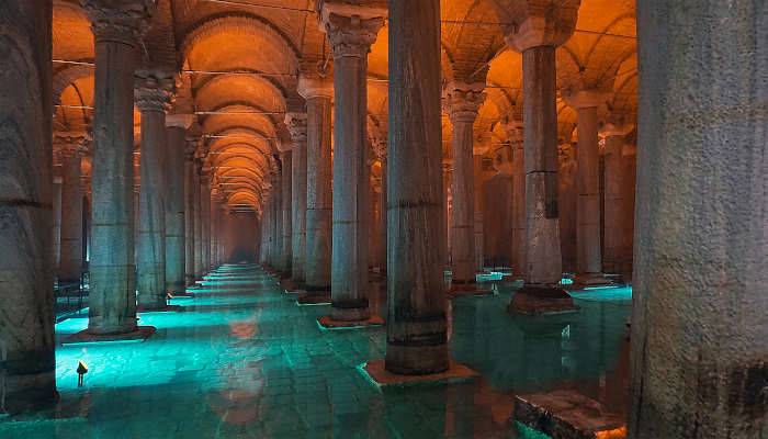 Heritage lighting: il progetto per la Cisterna Basilica di Istanbul firmato Studioillumina 