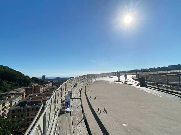 Impermeabilizzazione con tecnologia Mapei della rampa di raccordo tra il Ponte San Giorgio e la A7, Genova.