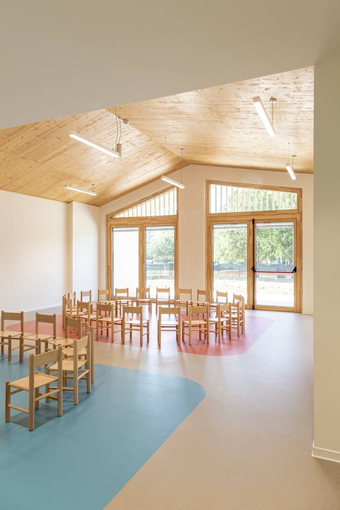 Gli interni. Scuola dell’Infanzia “Don Minzoni” a Rezzato.