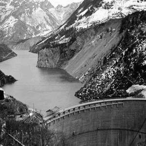 l'invaso della diga del Vajont