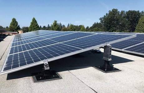 SOPRASOLAR FIX EVO TILT installato su copertura bituminosa