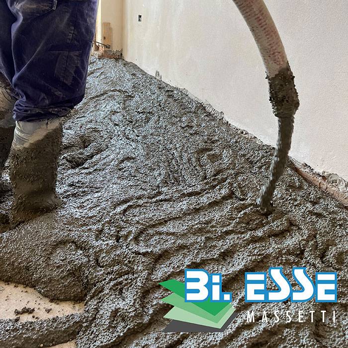 Sottofondi leggeri e isolanti per pavimenti: Bi.Esse. Massetti applica Isolcap Light