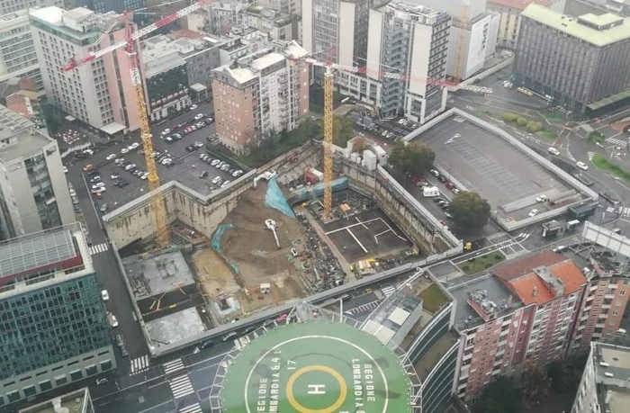 Sedime di costruzione-edificio scheggia di vetro Milano