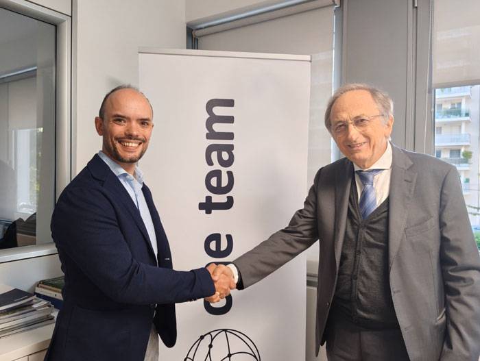 One Team acquisisce Irix.