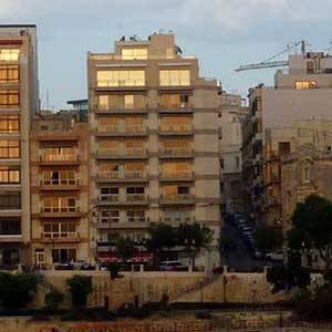 Edifici in zone degradate: cambia tutto in materia urbanistica e edilizia