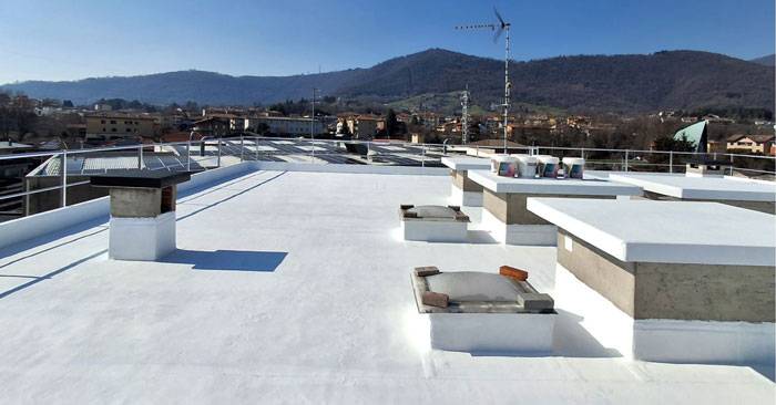 Impermeabilizzazione tetto piano con impianto fotovoltaico