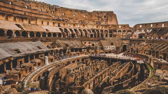 colosseo_interno_arena.jpg