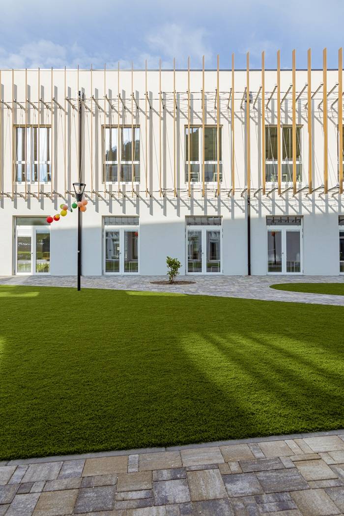 Prospetto esterno della Nuova Scuola Primaria di Sarezzo.
