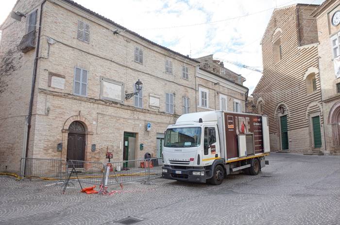 Centro storico di Mogliano, in provincia di Macerata, dove sono state individuate due cavità sotterranee di origine antropica