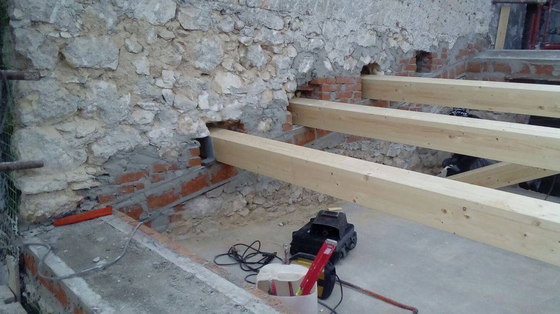 Ricostruzione dell’orditura lignea di copertura