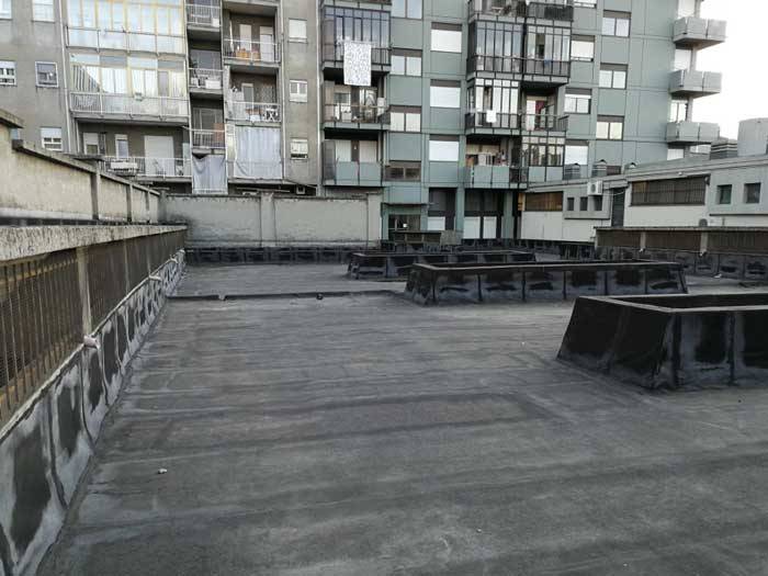 Nuova vita alla copertura piana di un condominio grazie alla tecnologia Volteco