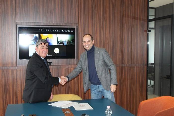 Agostino Verdoliva, Rappresentante di Officine DMB e Alberto Bergamini, Project Sales Manager di dormakaba Italia.