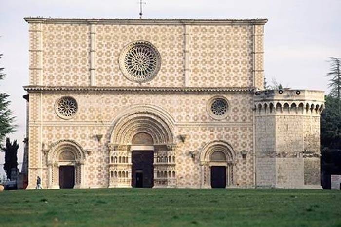 basilica-collemaggio-aquila-gp-intech.jpg