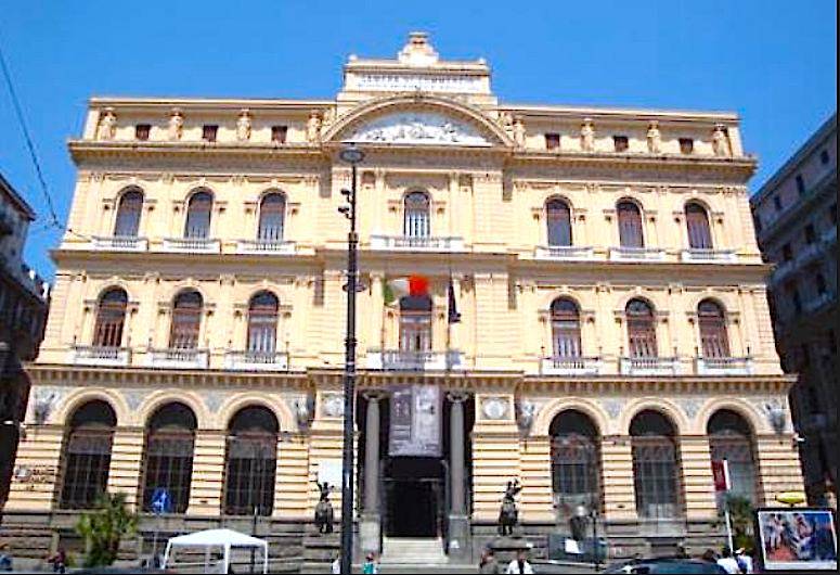 camera_di_commercio-na.jpg