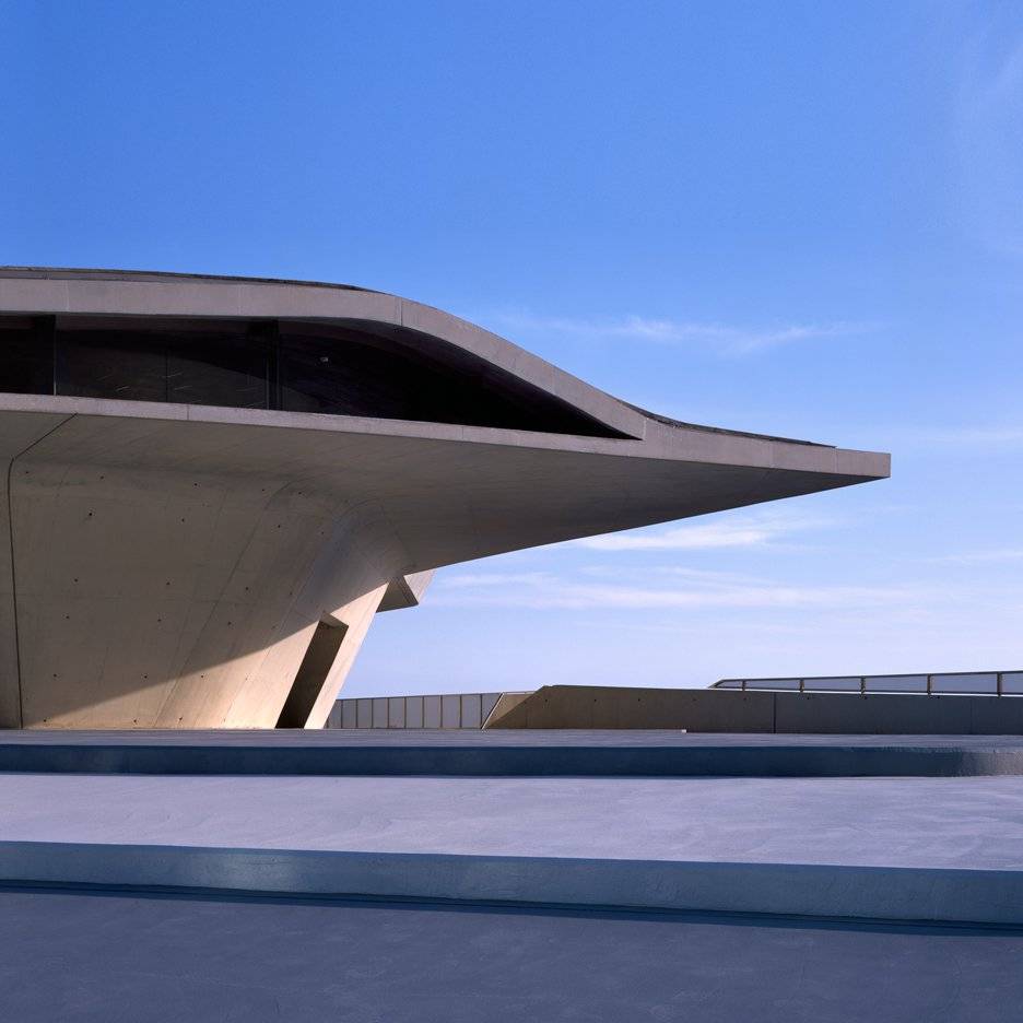 1riba-salerno-maritime-terminal-zaha-hadid.jpg