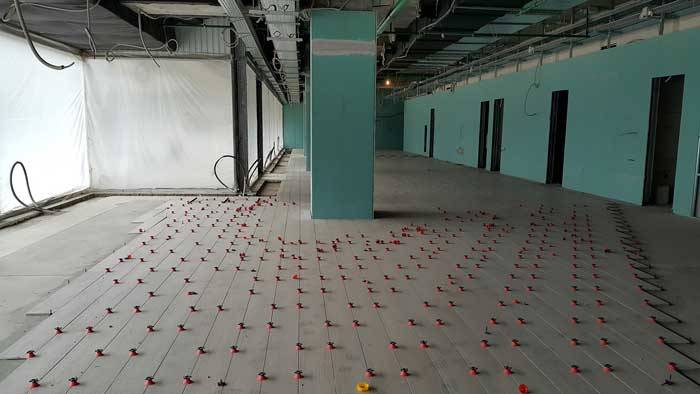 Distanziatori livellanti Litolevel by Litokol per la posa dei pavimenti dello stadio Luzhniki 