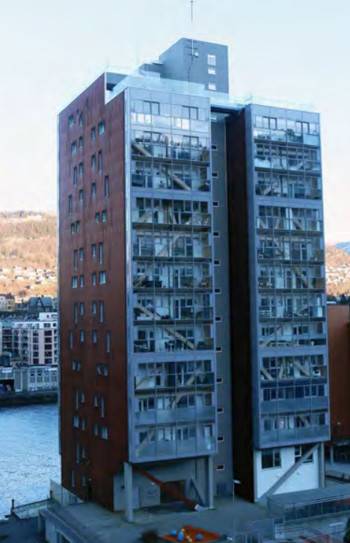 Treet, Bergen, Norvegia è attualmente il secondo edificio tutto in legno più alto del mondo, con i suoi 49 metri distribuiti su 14 piani.