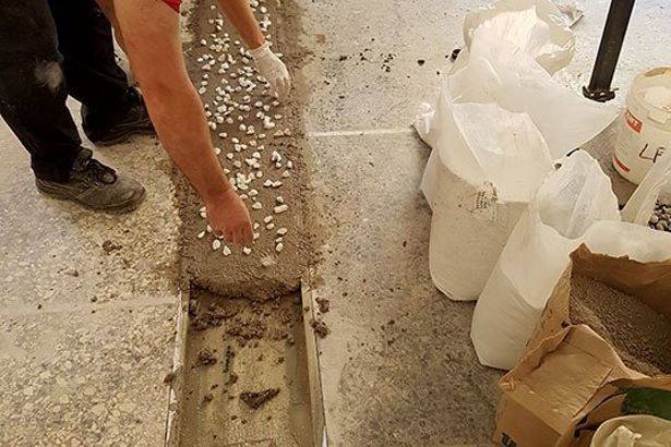 Soluzione per unire due pavimenti in terrazzo alla veneziana