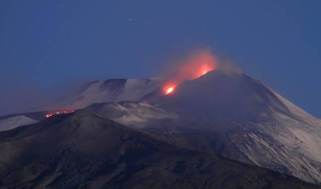 etna-notte-13-14-dicembre-2020-2.jpg